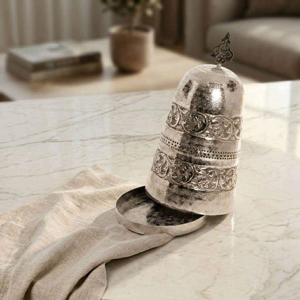 Silver Metal Morrocan Plate With Cover