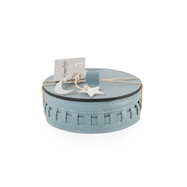 وعاء قرقيعان دائري من الجلد بتصميم مضفَّر وغطاء - وسط