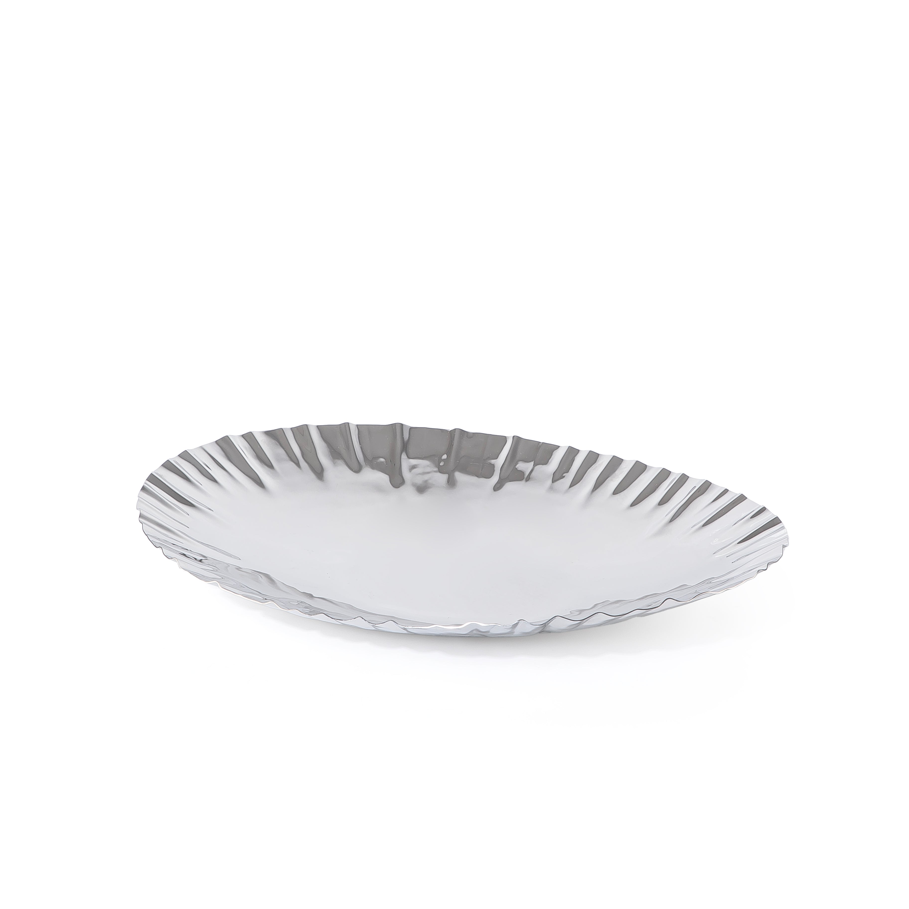 صينية تقديم معدنية أنيقة بلمسة فضية