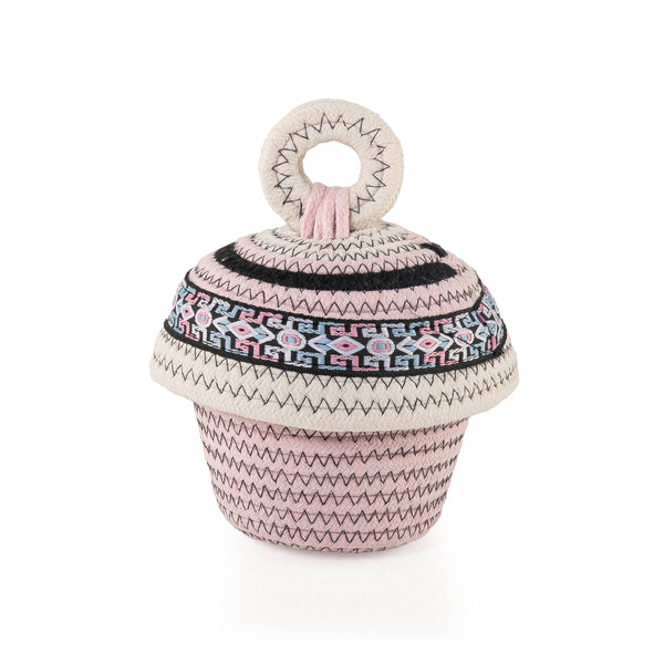 وعاء قرقيعان على شكل مخروط منسوج يدويًا مع غطاء