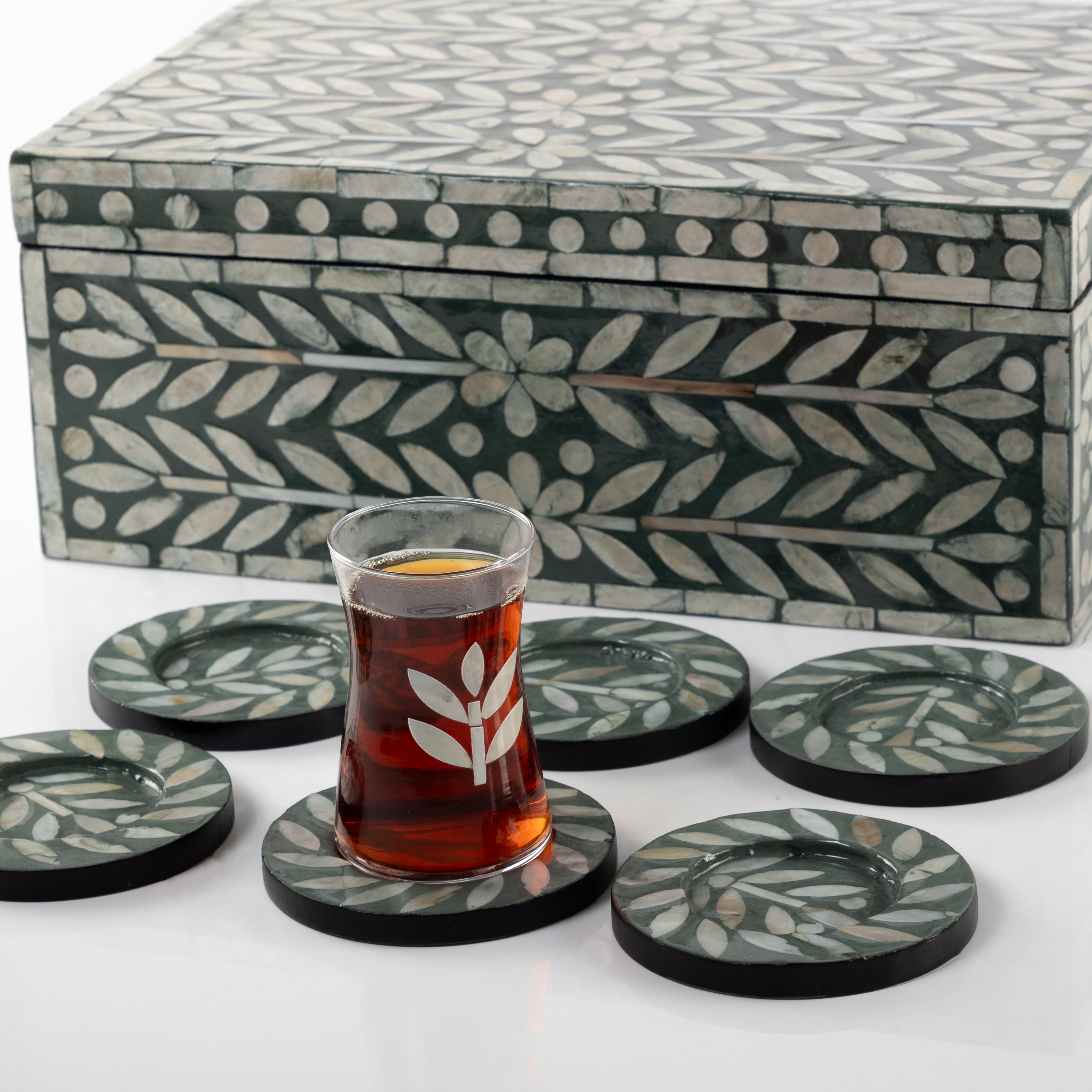 Set of mother pearl 12 coaster with 6 cups for coffee and 6 cups for tea with box - green