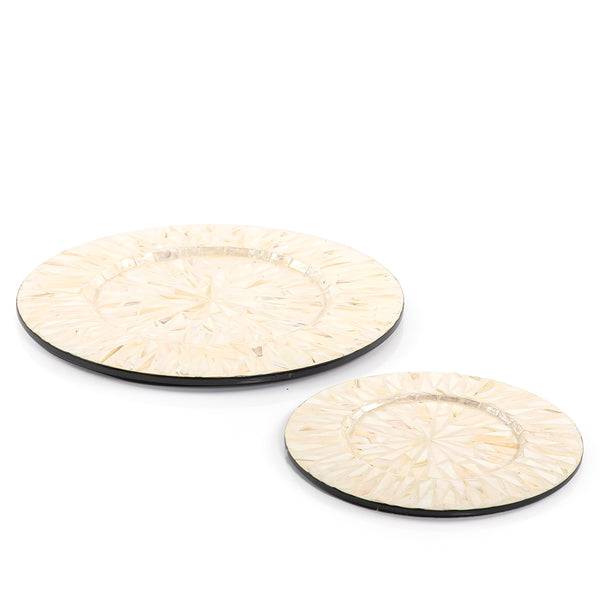 Set Of Round Serving Plates With Multicolored Mother-Of-Pearl