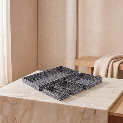 Set of mother of pearl 4 trays in different sizes - black
