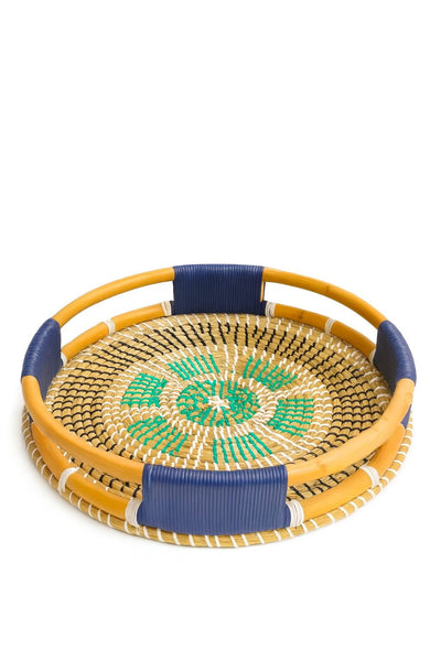 طقم صواني رتان مع خيزران دائرية بتصميم شبكي