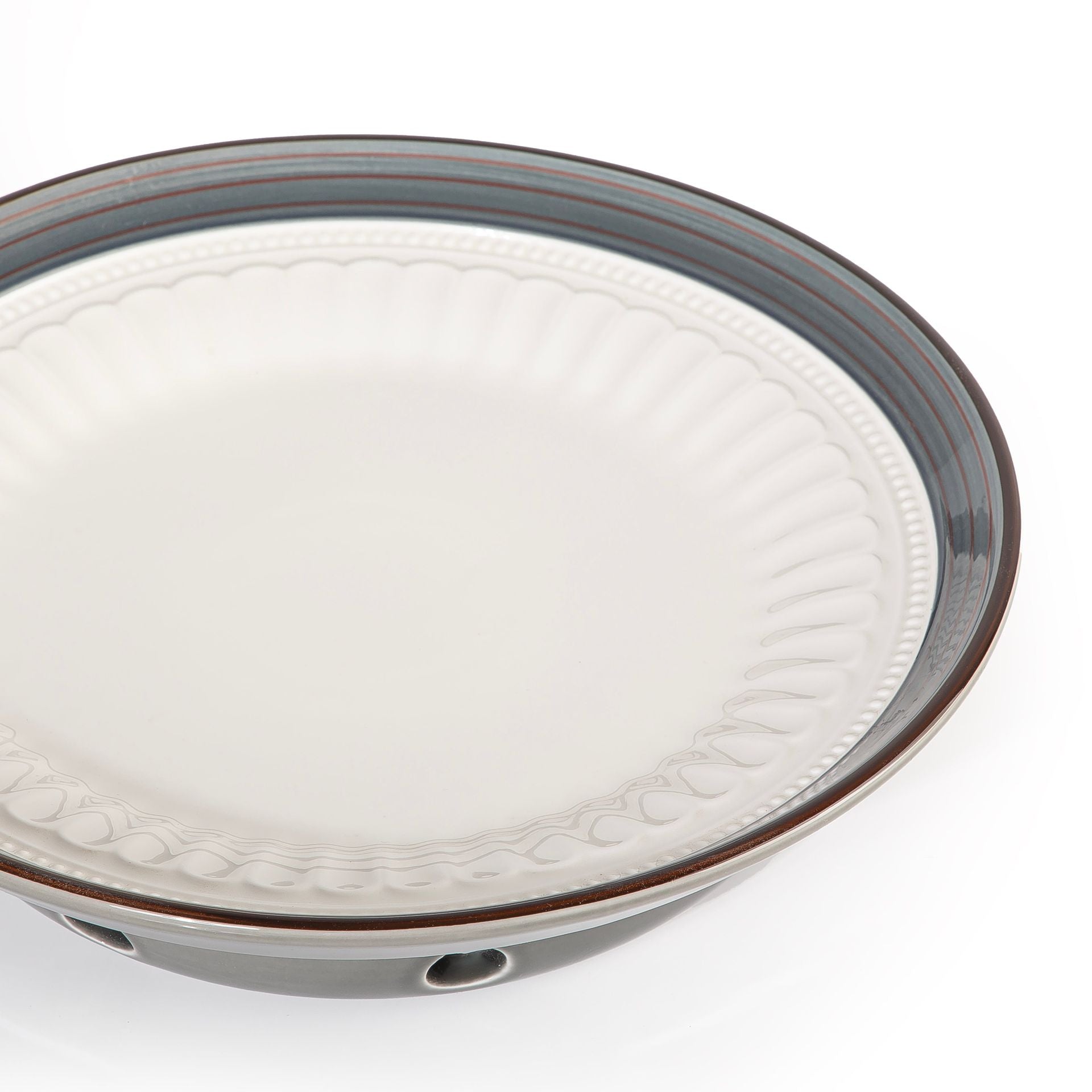 طبق سيراميك أنيق مع قاعدة موقد عملية