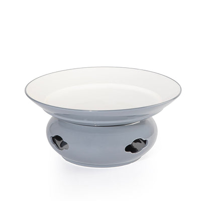 طبق سيراميك أنيق مع قاعدة موقد عملية