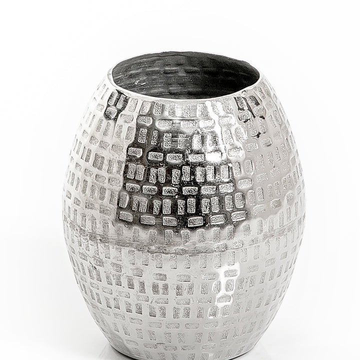 Metal vase (7223129047235)